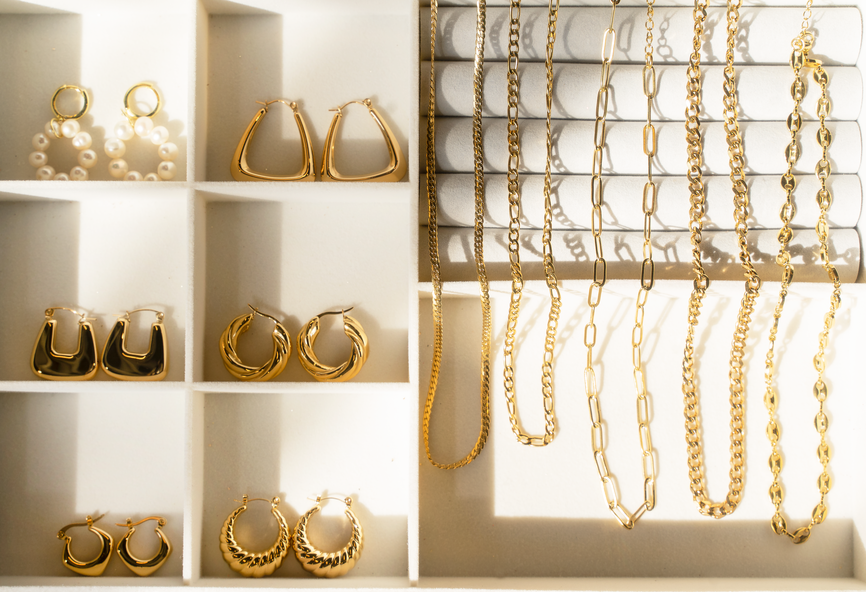ARYANA Hoops